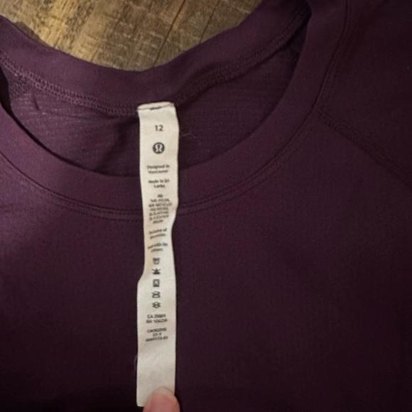 Lululemon Athletica Women's Crop Top - Rich Purple - Picture 2 of 3